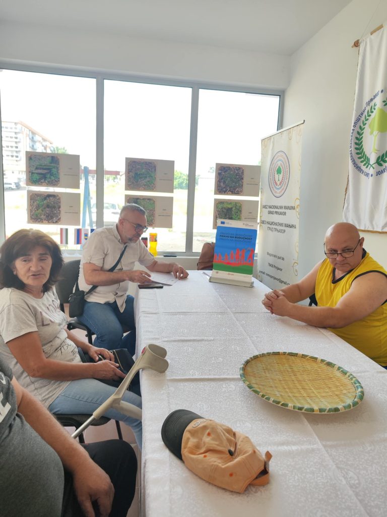 517396229_1151019647064852_2681780879386081447_n-768x1024